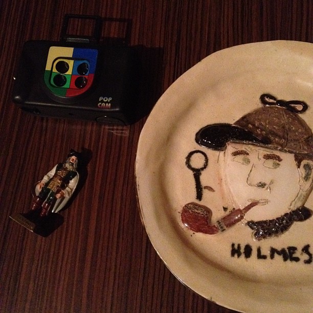 No buyers, no takers. Items left on the garage sale free table. Pop cam, Frontenac  Holmes. (Taken with Instagram)